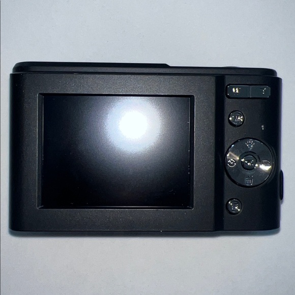 Compact Digital Camera - Black 48MP with 16x Zoom - Picture 2 of 3